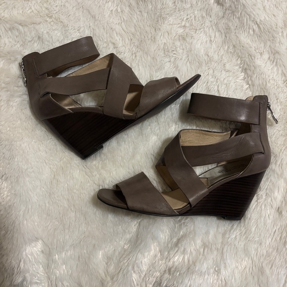 Michael Kors Women's Taupe Leather Wedge Sandals - Picture 1 of 7